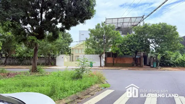 Khu vực xung quanh Lô đất đường Nguyễn Văn Bổng KĐT Số 3