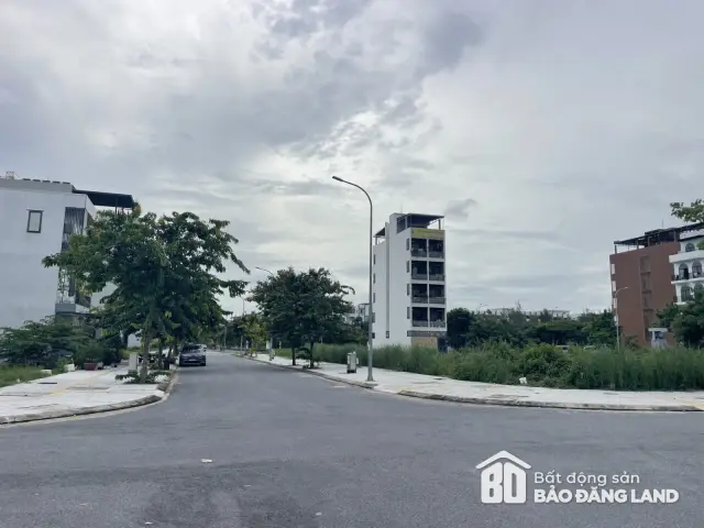 Lô đất phân khu V2 FPT City – hình ảnh thực tế