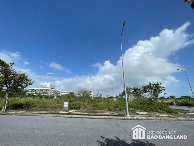 Lô đất phân khu V3 FPT City Đà Nẵng